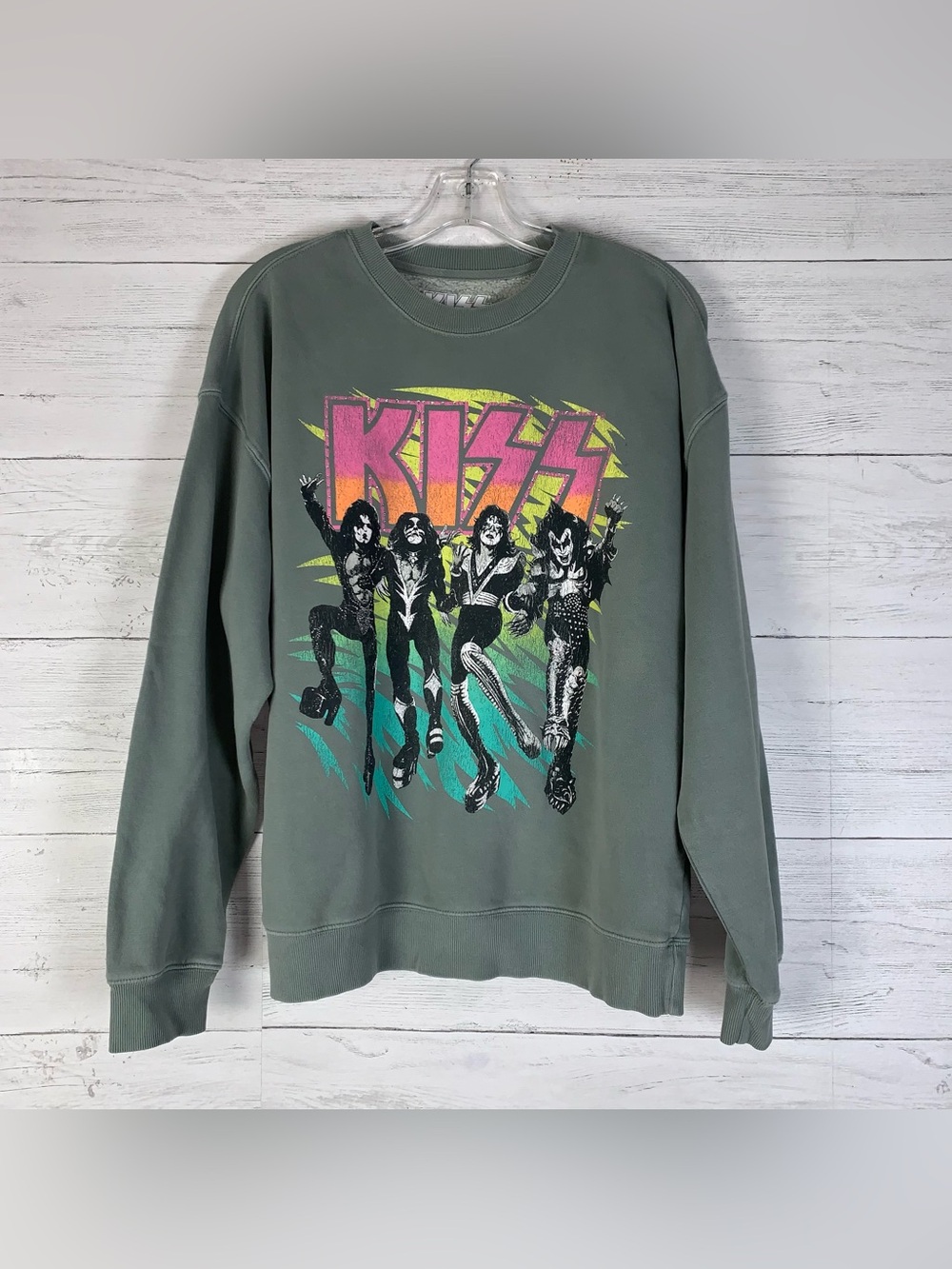 Women's Forever 21 Kiss Sweatshirt Size 0X juniors size, approximately L regular